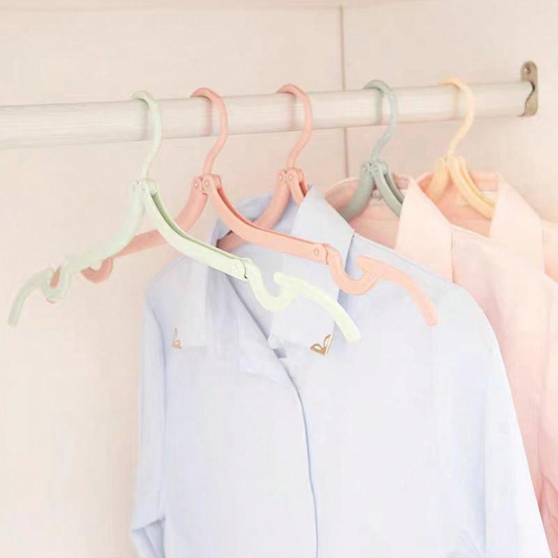 4pcs Folding Travel Portable Clothes Hanger Multifunctional Telescopic Clothes Drying Suit For Men And Women Outdoor Travel Suit Essentials Organizer