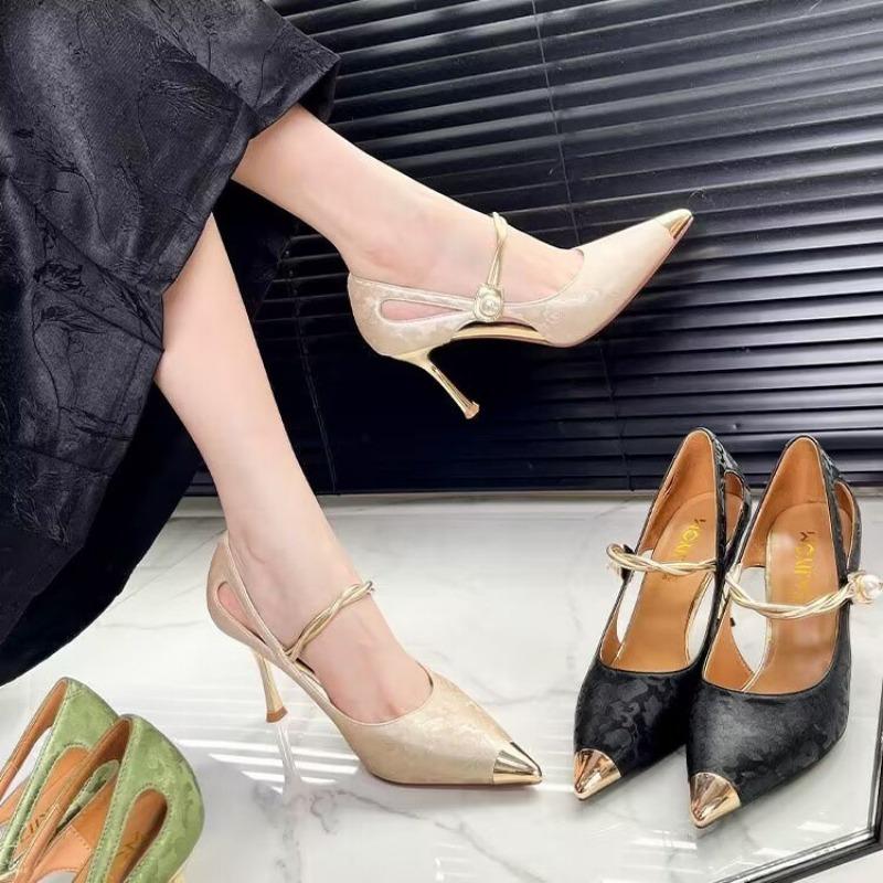 Туфли-лодочки телесного цвета для женщин. Туфли на высоком каблуке. Женские модные лакированные туфли с острым носком и тонким каблуком. Свадебные туфли 2024 года. Женские босоножки.