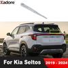 Хромированная накладка на задний стеклоочиститель для Kia SELTOS 2024, аксессуары для поводка и щетки заднего стекла автомобиля