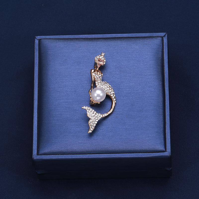 Blucome Rhinestone Cubic Mermaid Shape Brooches For Women Men Gold Color Wedding Birdal Special Design Brooch Pins