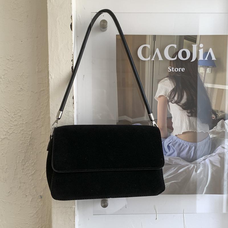 Замшевая сумка женская большой вместимости 2025 новая осень и зима универсальная сумка-мессенджер на одно плечо под руку для поездок на работу маленькая квадратная сумка