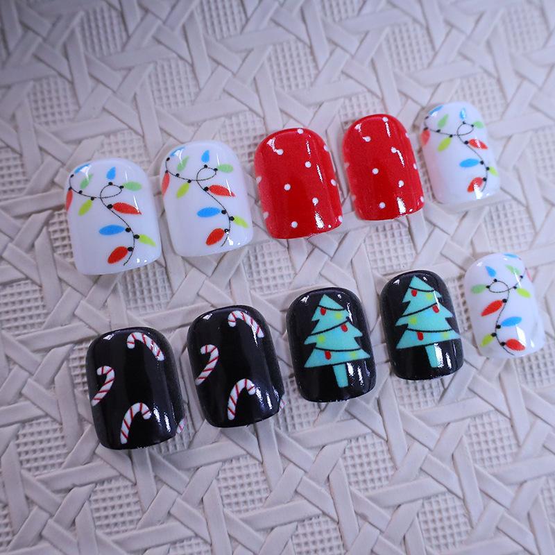 European And American Christmas Nail Art Sweet Cartoon Christmas Tree Lights Polka Dots Short Wear Nail Pads