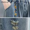 Корейский стиль, весна-осень, женские джинсы больших размеров с высокой талией, рваные дыры, повседневные свободные джинсы, винтажные карманы с цветочной вышивкой, джинсовые брюки