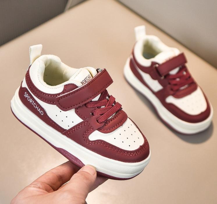 Теннисные детские кроссовки 2025 Осень Новый стиль Мальчик Повседневная обувь Дышащие Нескользящие Классические Детские Спортивные кроссовки Мальчик Универсальная обувь Обувь для девочки