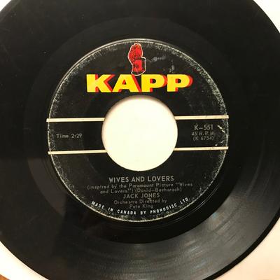 7-дюймовая пластинка JACK JONES - Wives And Lovers K551 Kapp Records Канада Поп Б/у