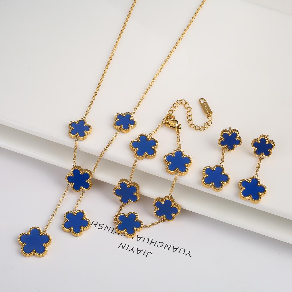 Hot Sale 3Pcs Stainless Steel 18k Gold-Plated Five-Leaf Flower Necklace Earrings Bracelet Zircon Set For Woman Zircon Clover