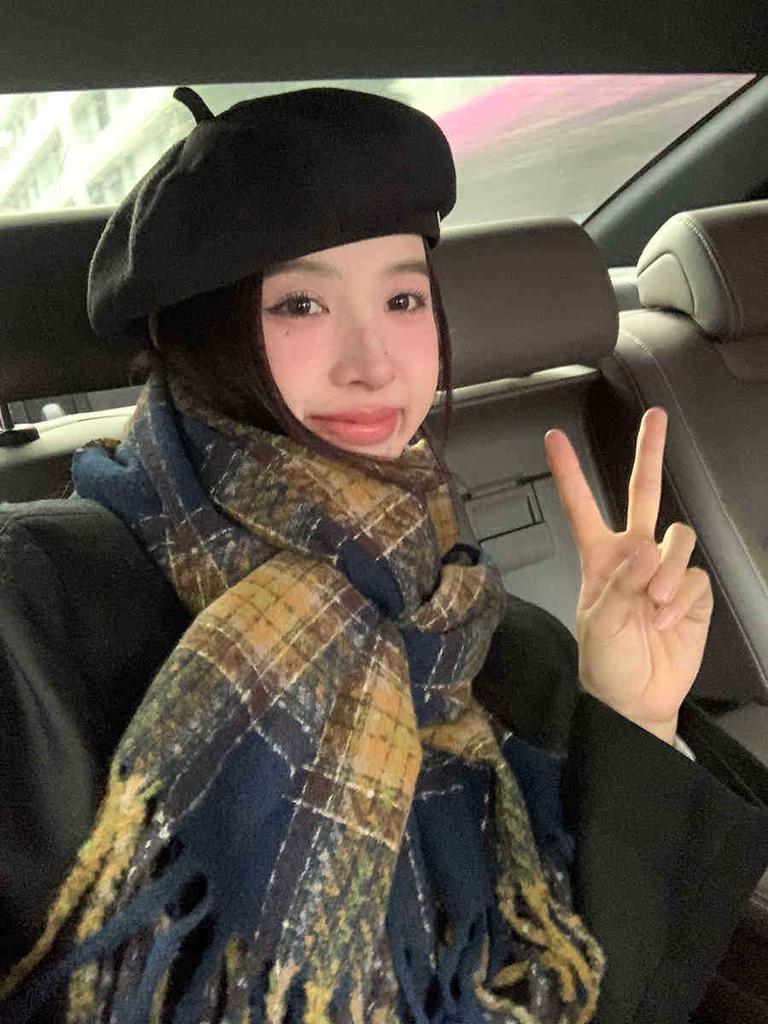 Premium Contrasting Color Plaid Fringed Scarf Couple Scarf Warm And Windproof Long Shawl Women