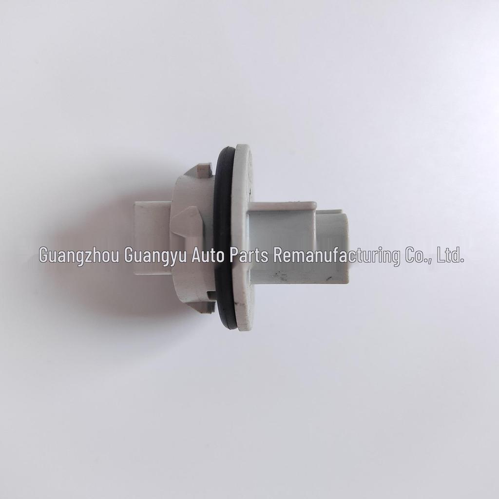 33302-T2A-003 Bulb Holder Compatible with Accord, Crown Road, Fengfan, Civic, Crosstour, and CR-V.