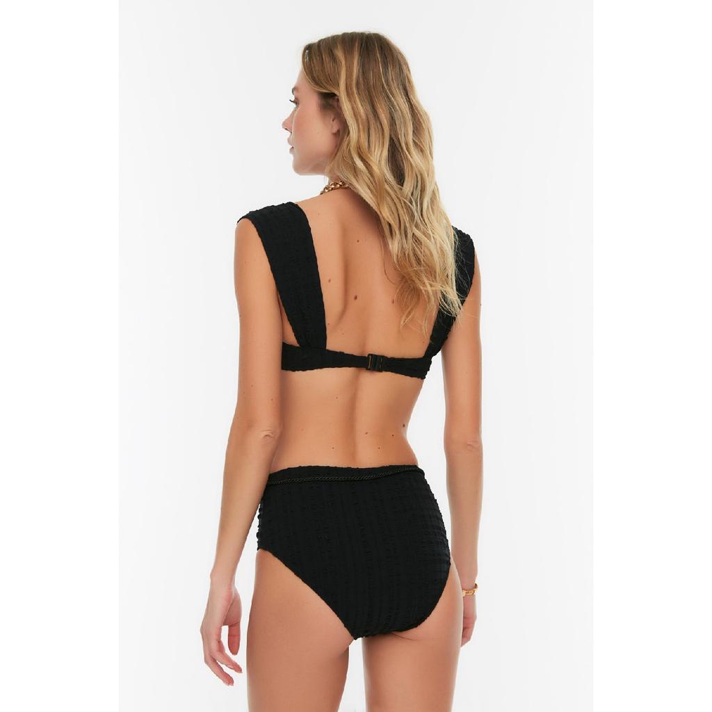 Жаккардовый текстурированный бикини-топ на косточках цвета экрю Tbess21bu0161