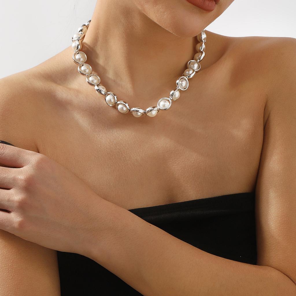 Tooxika Temperament Pearl Collarbone Chain Retro Elegant Bridal Wedding Necklace Women