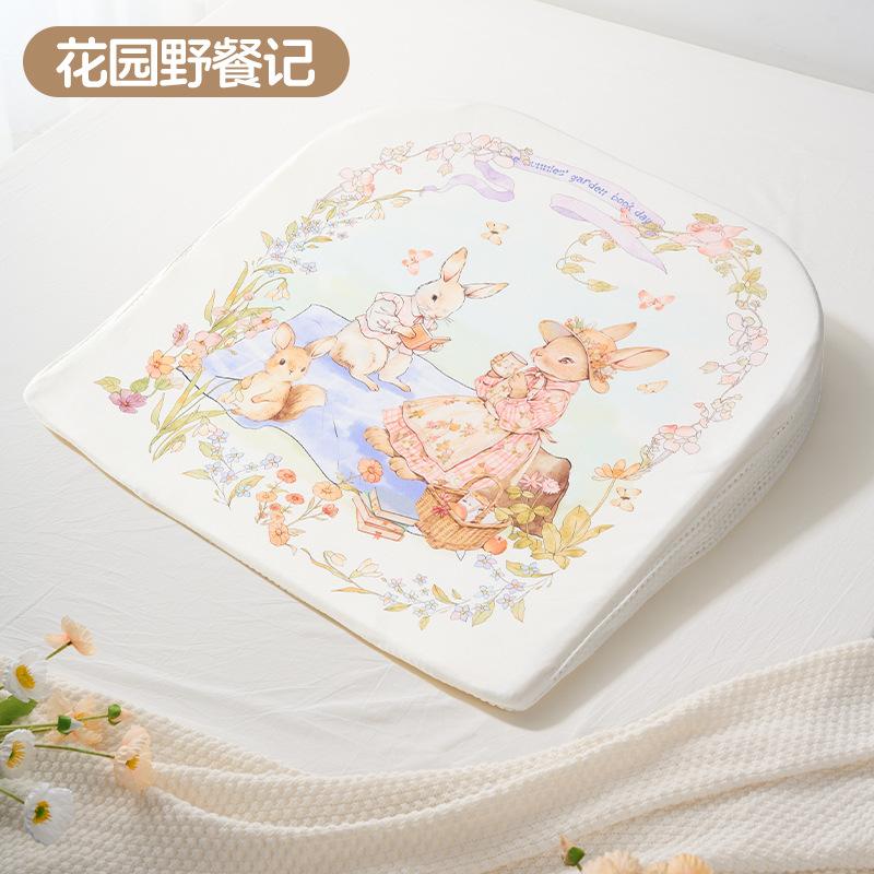 Newborn Baby Anti-Spit-Up Slope Cushion, Baby Anti-Choking Breastfeeding Pillow, Anti-Milk Overflow Spine Protector, Nursing Tool