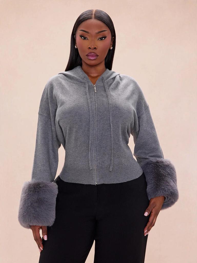 2026 Women's Cropped Hooded Zip-Up Sweatshirt Jacket with Plush Cuffs
