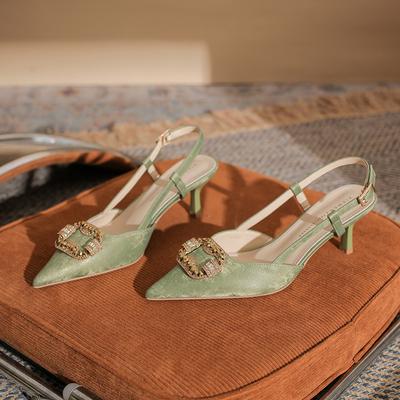 Классическая мода год новый заостренный передний мешок пустая спина универсальный темперамент женские изящные сандалии