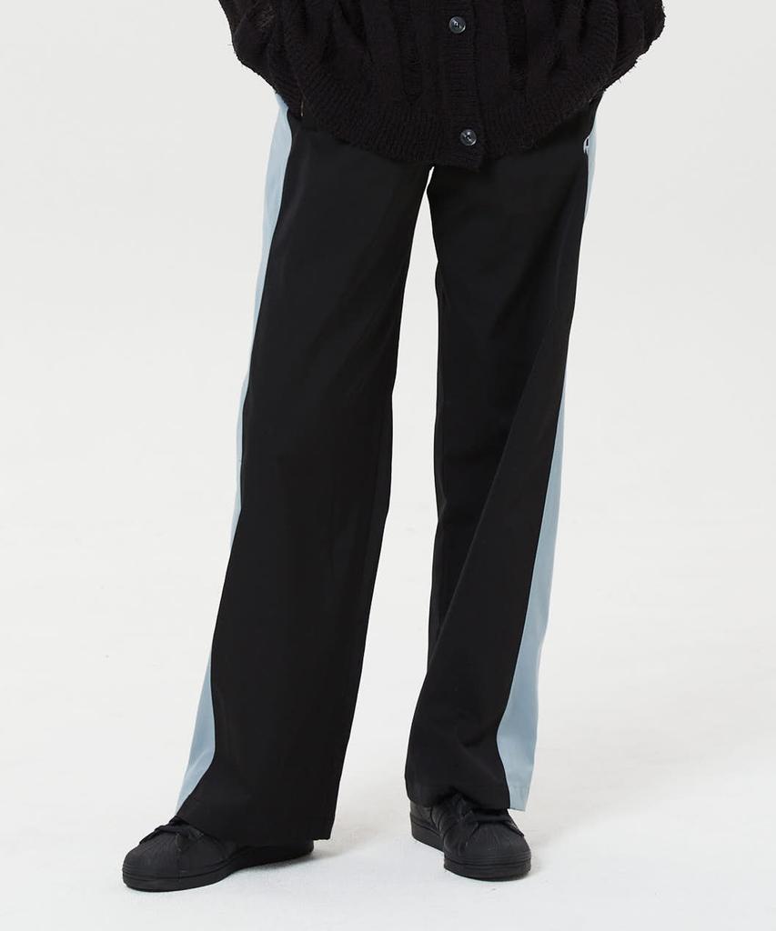 WAIKEI Line Colorblock Wide Track Pants Black