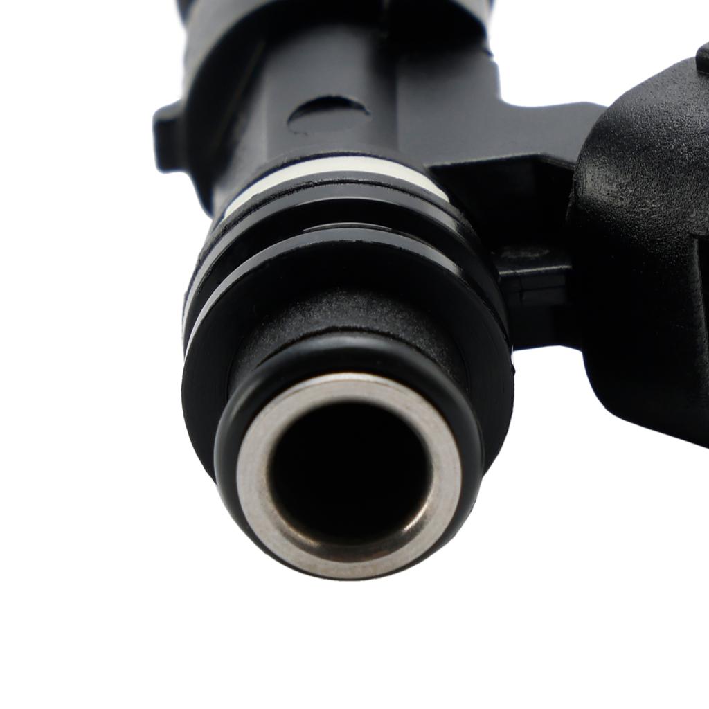 15710-89L00 Топливная форсунка для подвесного мотора Suzuki DF 15 л.с. 9,9 л.с. 20 л.с.