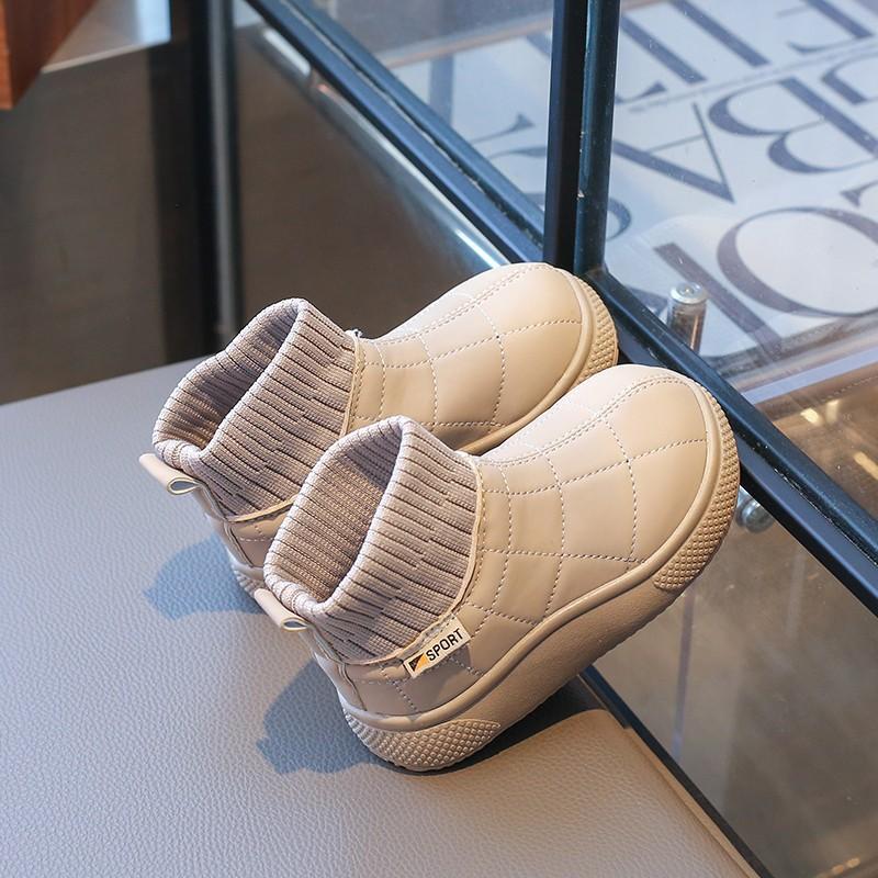 Зимние новые модные повседневные детские кроссовки простые толстые стильные универсальные туфли для девочек удобные теплые туфли для мальчиков на толстой подошве из хлопка