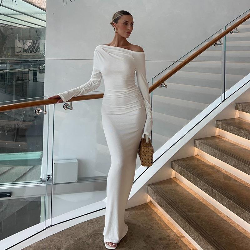 Women's Autumn Winter Solid Color Off-shoulder Long Sleeved Temperament Commuter Long Dress