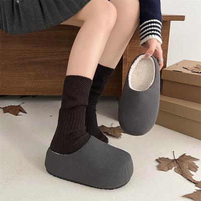 Модные и легкие бархатные тапочки-мешки на толстой подошве для женской верхней одежды 2025 года, новые осенне-зимние теплые ретро-тапочки, увеличивающие рост, Бир