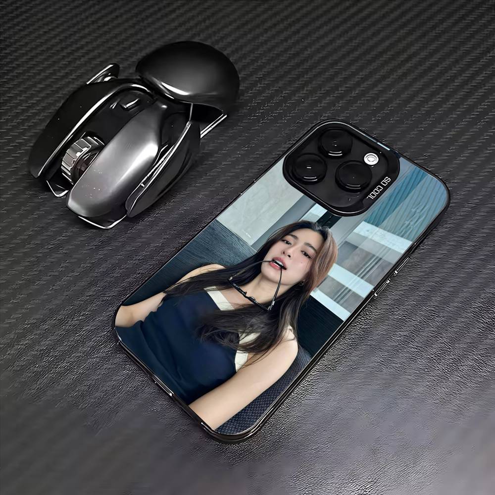 Чехол для телефона с изображением актрисы Л-Линлин Квонг для iPhone 17,16,15,14,13,12,11 Plus,Pro Max, Цветной серебристый чехол для телефона