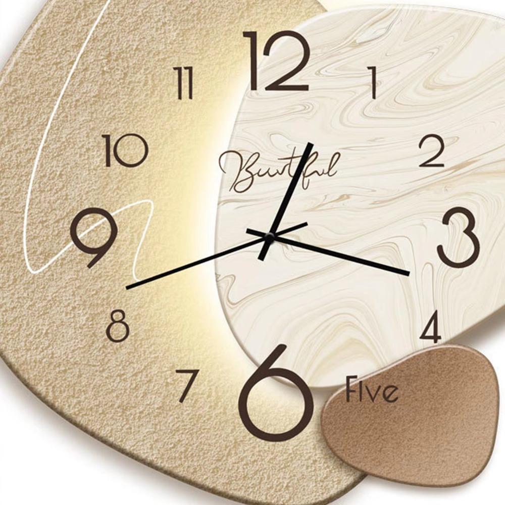 Easy To Read Wall Painting Light High-end Wall Hanging Clock Modern Digital Wall Clock  Restaurant