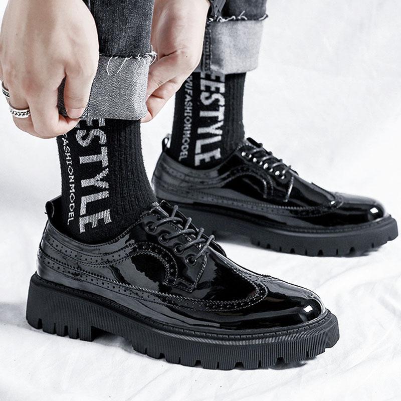 Fashion Italian Fashion Leather Shoes Moccasins For Men Casual Man Shoe Business Male Formal Pointed Fashion Wedding Black Thick Sole