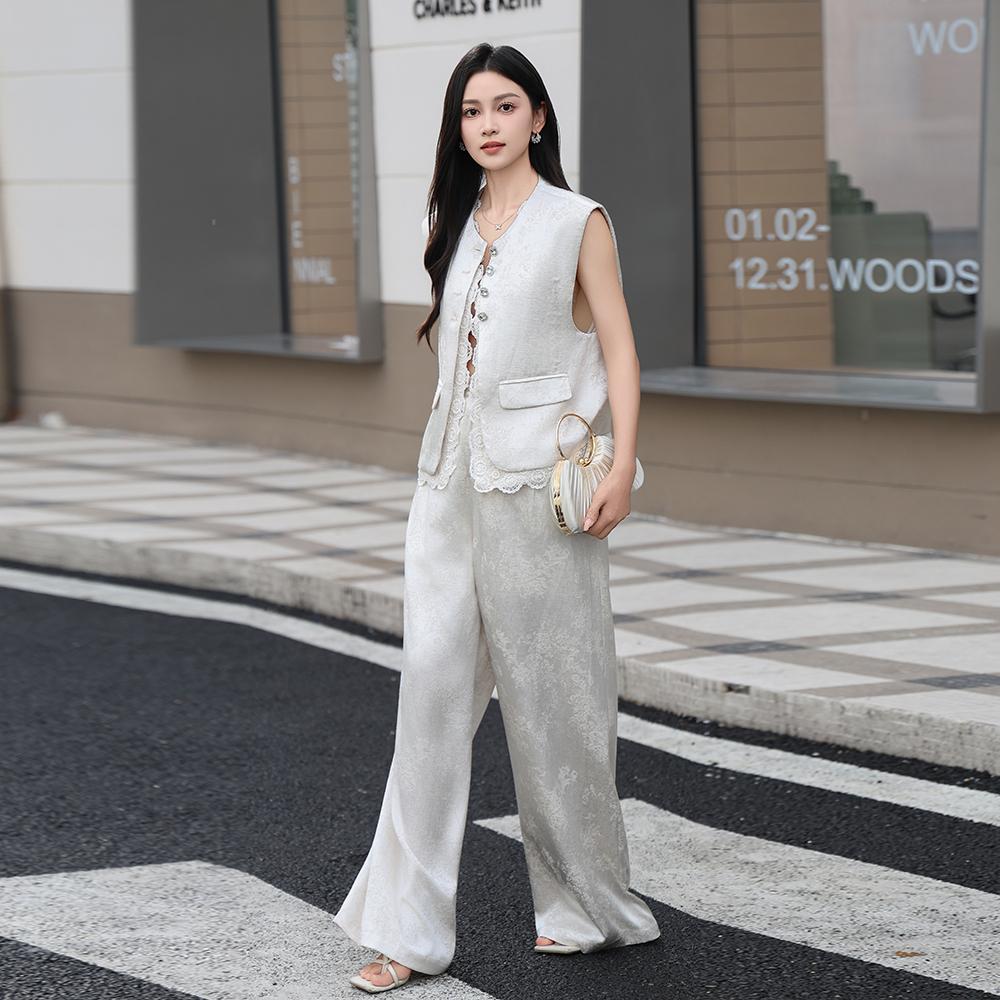 MIXMAX Casual Versatile Temperament Fashionable Age Reducing and Slimming Two-Piece Set