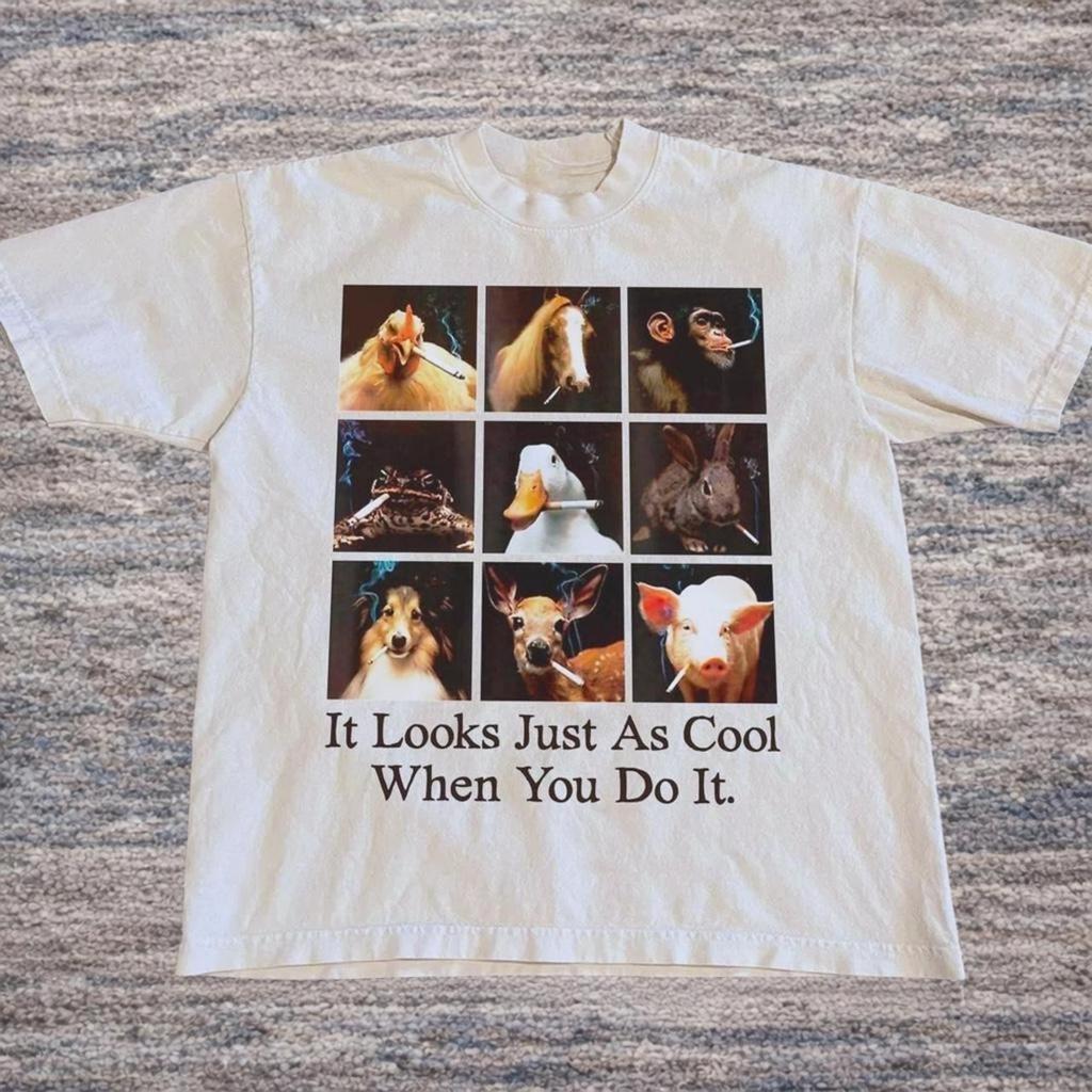 Funny animal smoking graphic tshirt, vintage funny tshirt Unisex T-Shirt