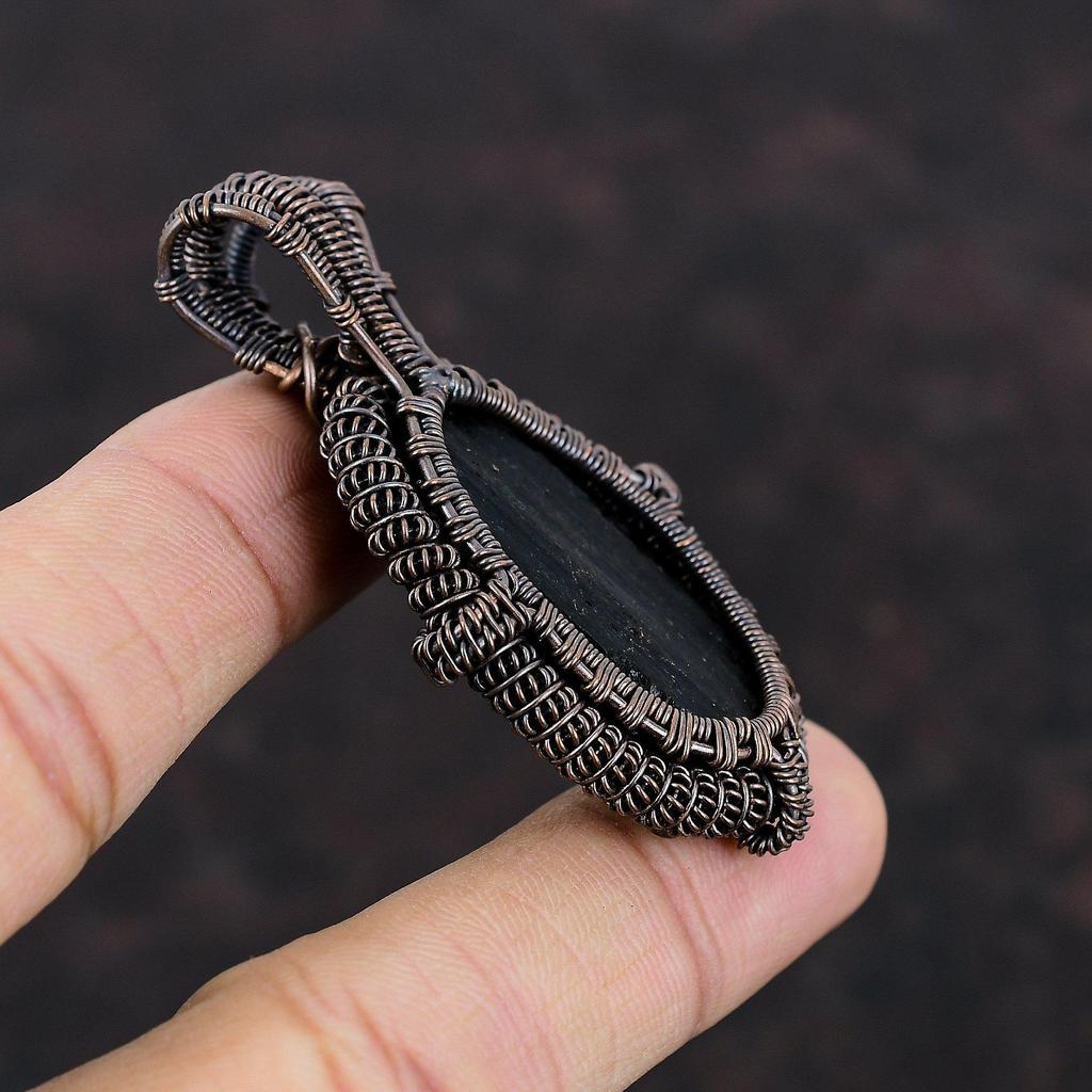 Подвеска из необработанного черного турмалина, обернутая медной проволокой, Подвеска из драгоценного камня, Медные украшения, Украшения в технике wire wrap, Подарок для мамы, Ручная работа, Совершенно новая подвеска