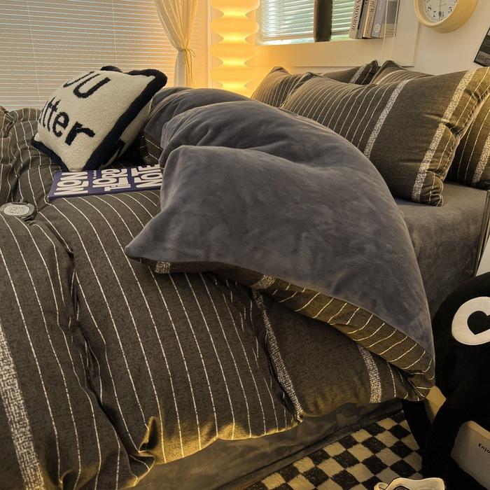 Комплект из четырех предметов из молочного флиса, простыни из стираного хлопка, утолщенный флис, простой полосатый комплект из трех предметов для общежития