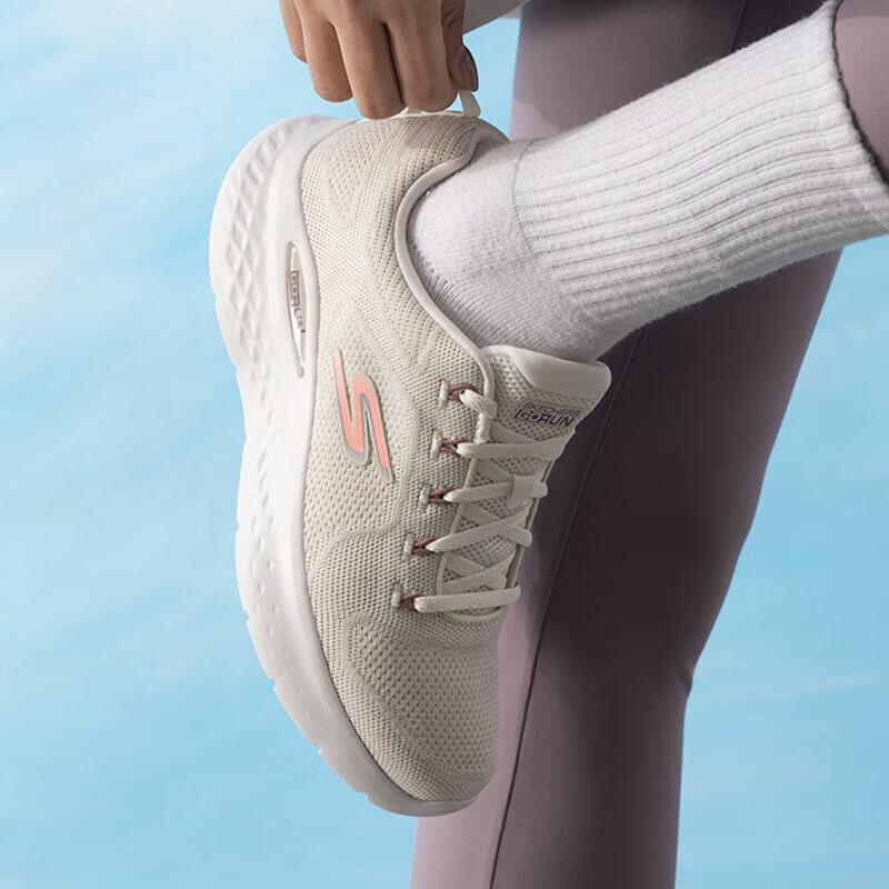 Skechers Женские дышащие беговые кроссовки с амортизацией