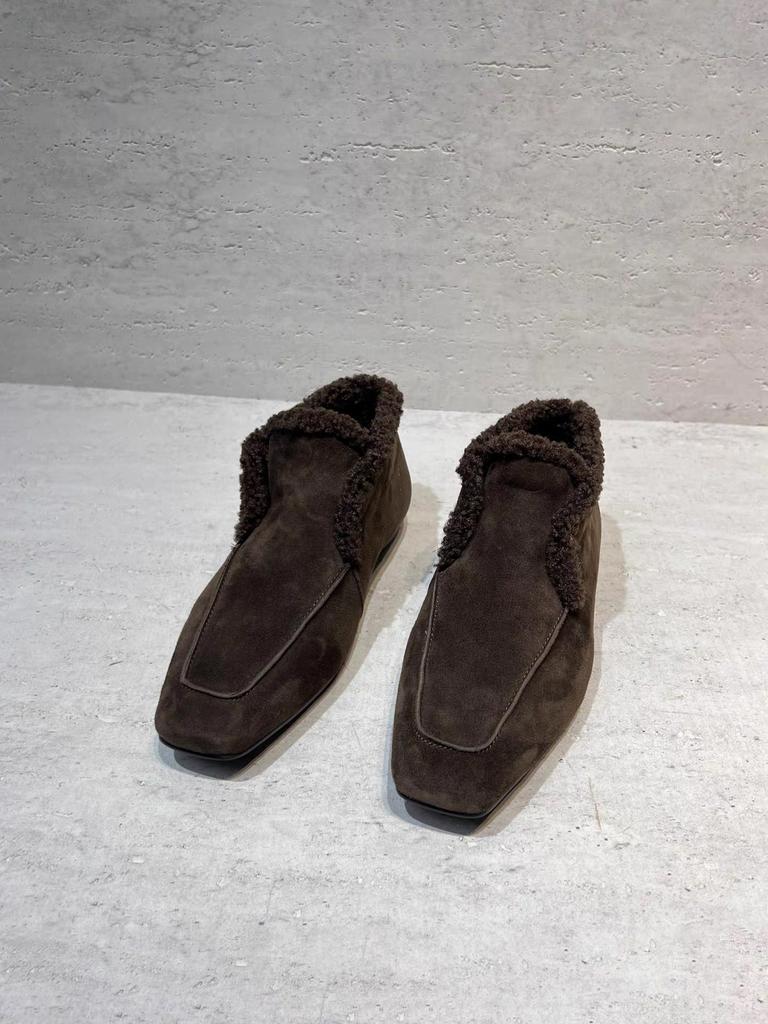 Fan Gui~ Niche Retro Cross-strap Ballet Shoes 2025 New Inner Height Increase Square Head Shallow Mouth Single Shoes Women