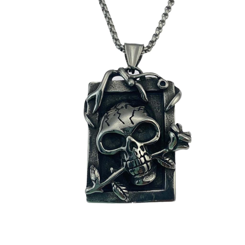 Хэллоуин Личность Хип-Хоп Трехмерный Череп Роза Нержавеющая сталь Подвеска Титановая сталь Доминирующее преувеличенное ожерелье