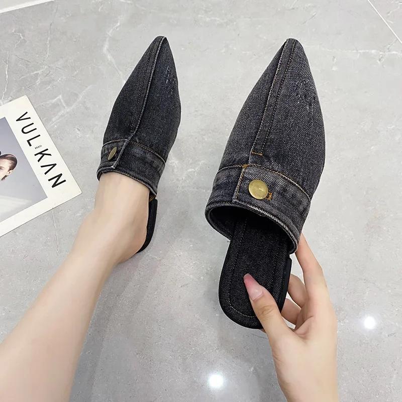 Fashion Washed Denim Flat-bottomed Bag Head Slippers, Women Wear Large-size Pointed Mueller Half-tow Single Shoes