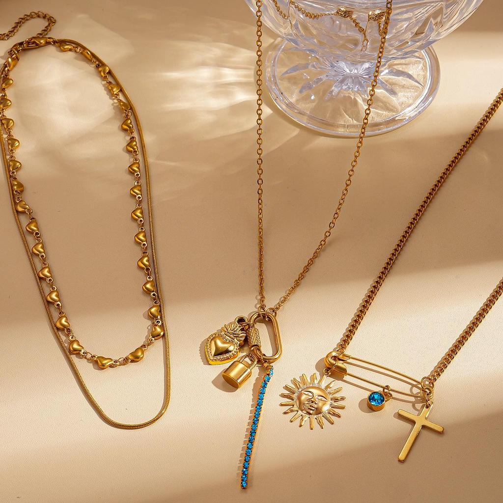 Подвеска-кулон из нержавеющей стали Солнце Сердце Крест с бриллиантовой инкрустацией - Элегантный чокер высокого класса