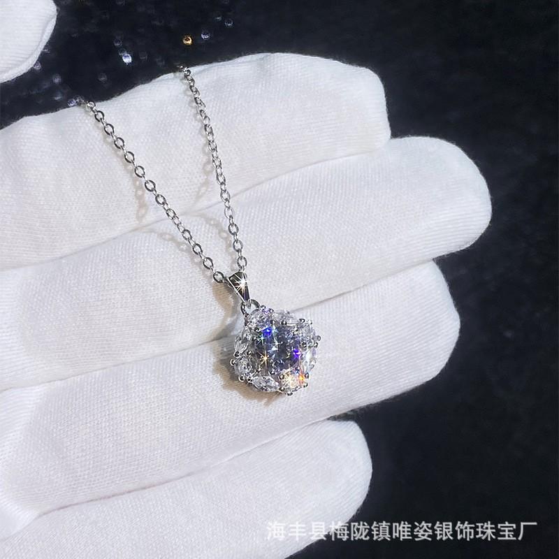 Moissanite Rose Necklace 1ct Choker Luxury Small Style Women