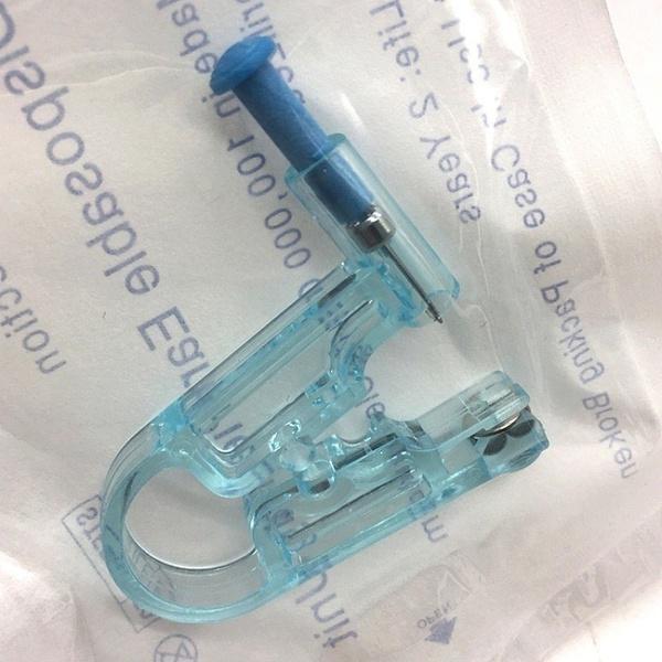 Ear Piercing Gun Safety Asepsis Tool Needle Disposable Body Kit Gem Earring Stud