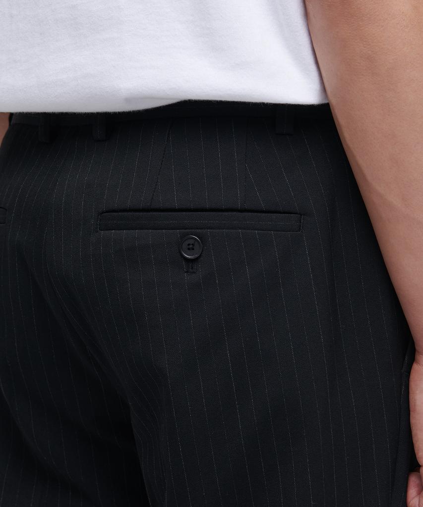 MUSINSA STANDARD Pinstripe Tapered Hidden Banding Crop Slacks [Black]