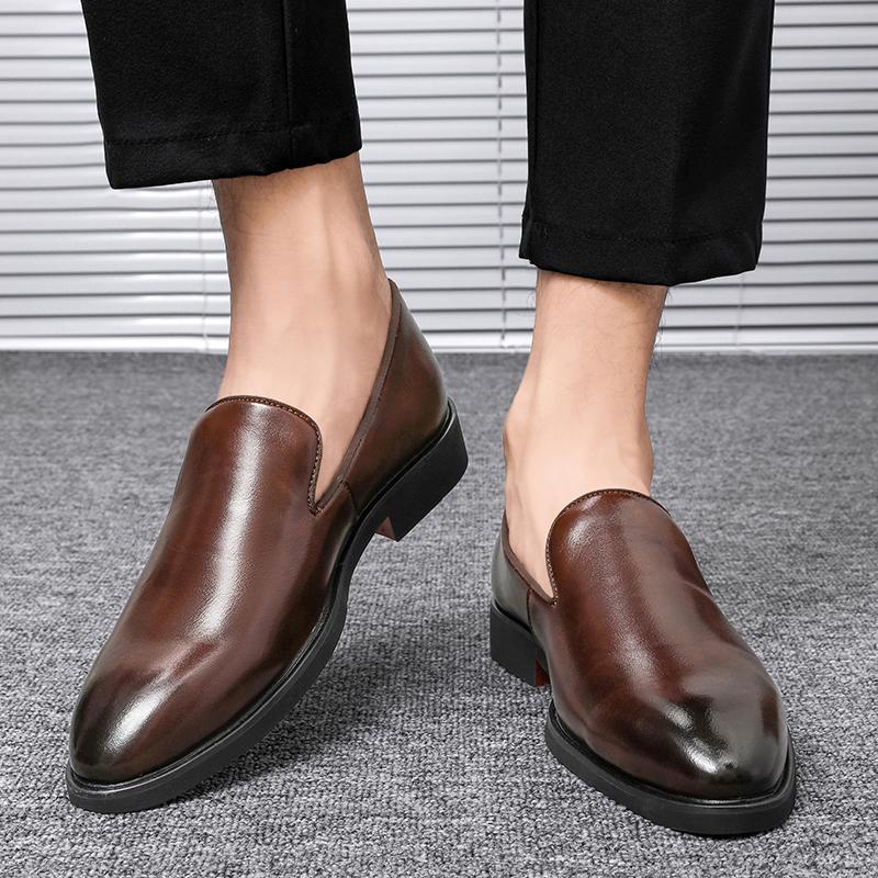Fashion Business Formal Slip-On Leather Shoes Men's Casual Moccasins Black Wedding Shoes Dress Fashion Oxford Shoes Pointed Office Shoes