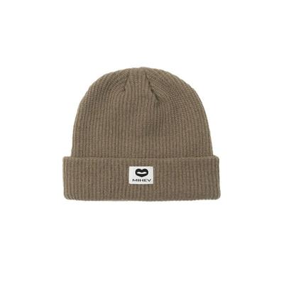 Mihev Классическая шапка-бини Бежевая
