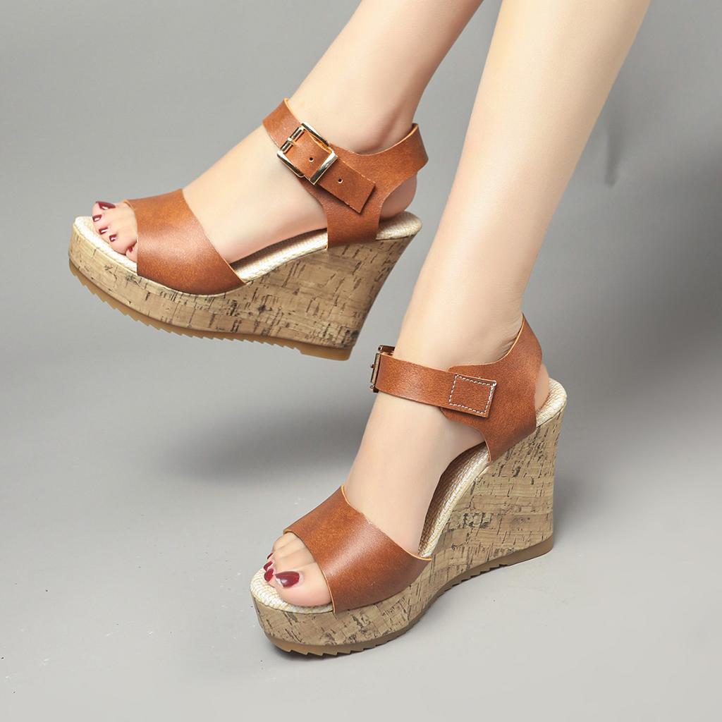 2025 новые модные универсальные повседневные сандалии с пряжкой на одно слово женские сандалии большого размера сандалии на танкетке женские