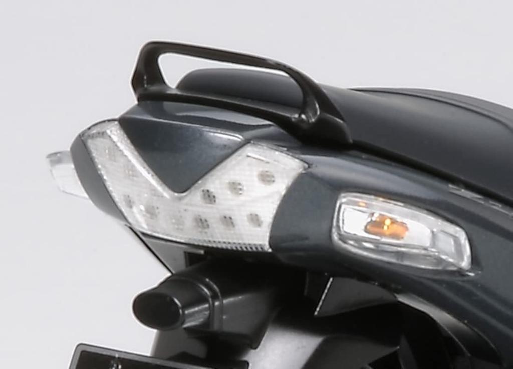 Tamiya Motorcycle Series Kawasaki ZZR1400 Plastic Model 14111 1/12 No.111