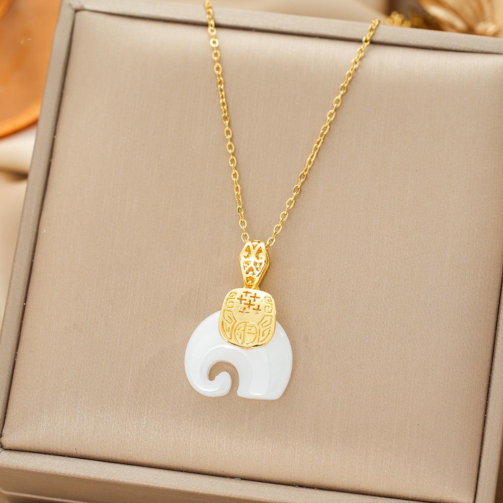 Titanium Steel Necklace For Women Elegant Simple Fashion Zircon Collarbone Chain Light Luxury Niche Jewelry