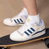 Adidas Unisex LA3798 Low-Top Basketball Inspired Sneakers