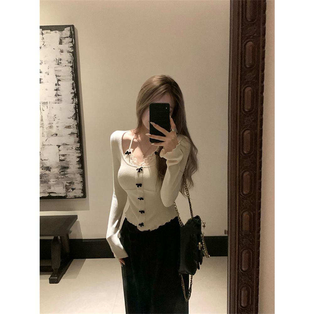 Lace Patchwork Fake Two-piece Bow Hanging Neck Top for Women's New Slim Fit Short Sleeved Knitted Sweater