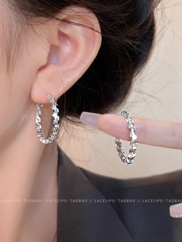 Элегантные серьги-кисточки с цирконами, жемчугом и цветочными пуссетами - Универсальные и стильные украшения для ушей для женщин