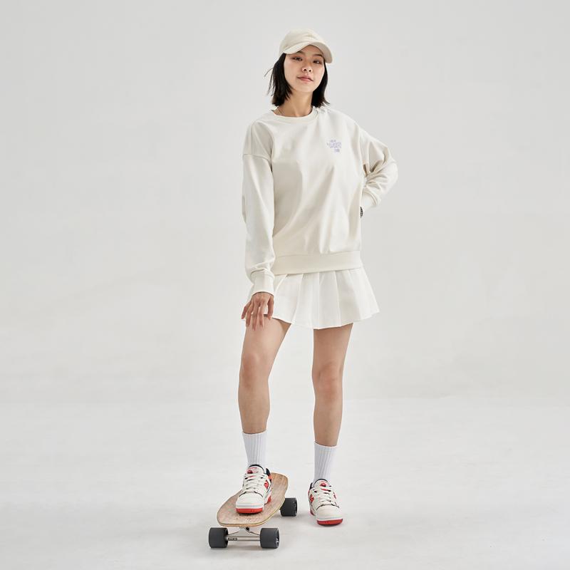 New Balance 550 Кроссовки цвета морской соли и настоящего красного BB550VTB