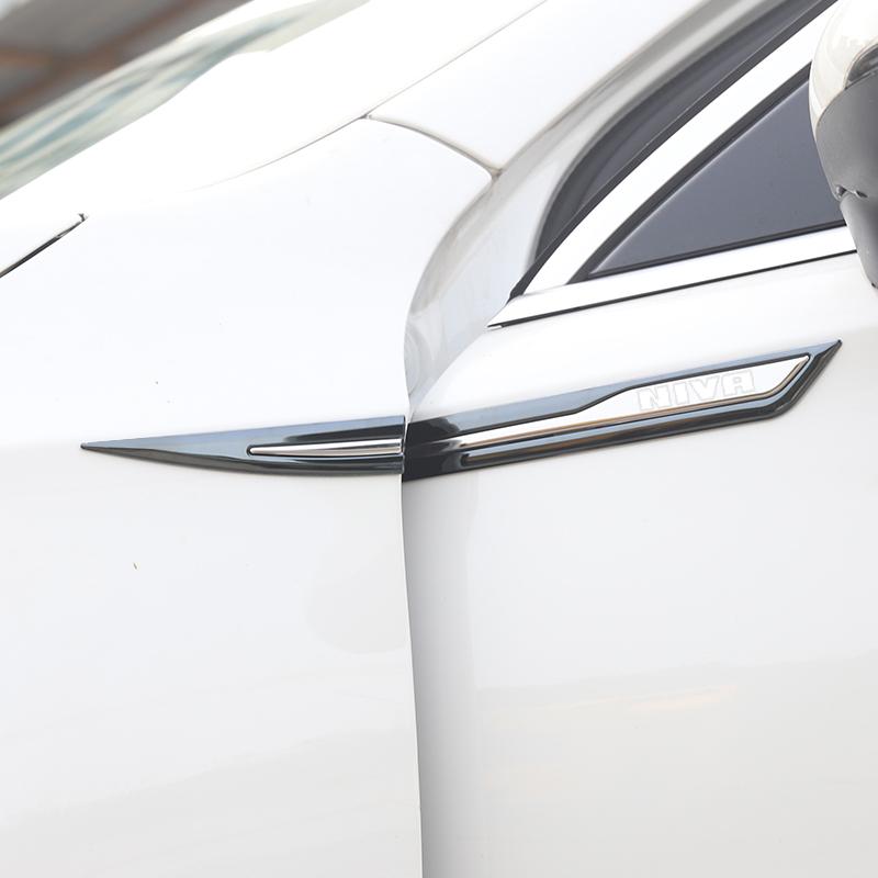 ASC1 2pcs Car Door Waist Line Metal Stickers for lada niva Emblem Car Side Wing Fender Decals Body Exterior Accessories