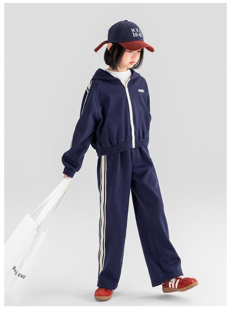 Комплект спортивной одежды в полоску для девочек Tao Town - Модный повседневный костюм-двойка для детей