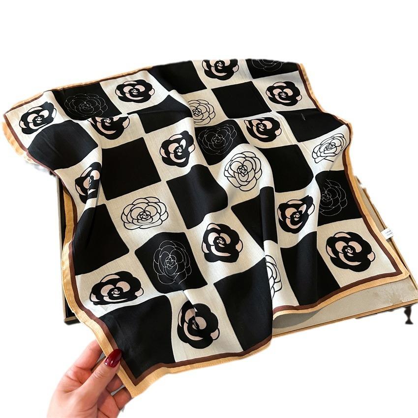 Chessboard Camellia Scarf 65 × 65Cm Thin Versatile Neck Scarf Cotton And Linen Feel Velvet Scarf Women