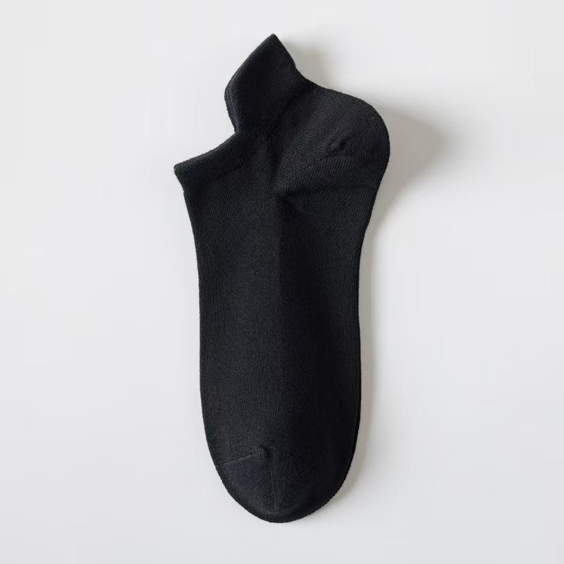 Spring and Summer Breathable Plain-color Pointed-toe Ankle Socks, Loose-fitting Short Socks, Versatile Casual-style Business Socks